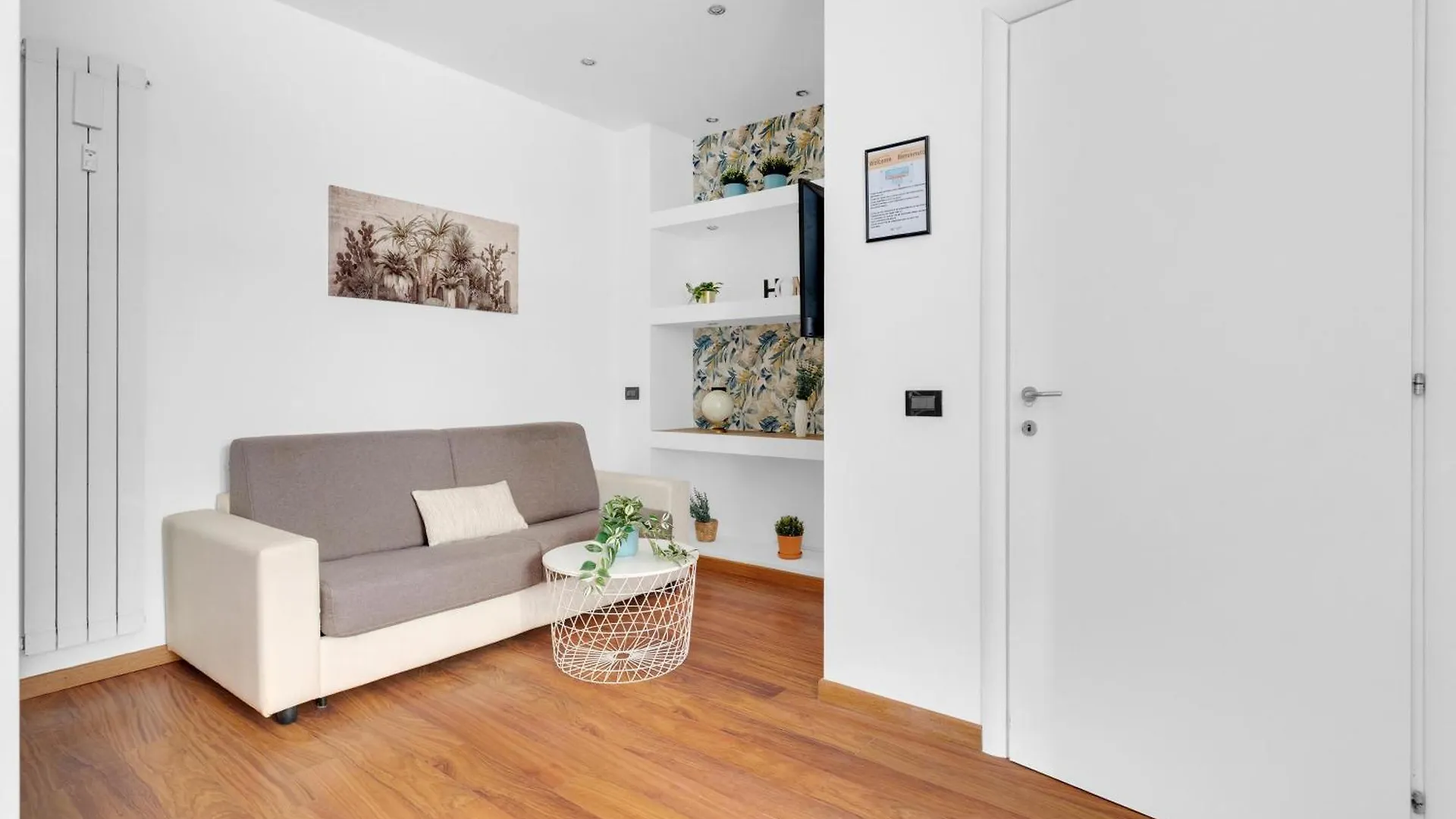 Simply Home Saronno Stazione-Centro-Milano-Varese-Como-Mxp